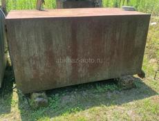 Продаю баки есть 2-3-4 тонки в хорошем состоянии 