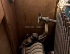 Антиквариат: буфет и пианино