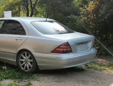 Mercedes-Benz 200-Series