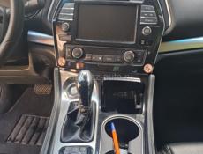 Nissan Maxima