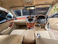 Toyota Majesta