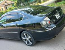Nissan fuga