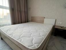 Двухспальная кровать с матрасом 160*200 . Доставка есть 