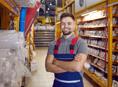 Работник в строительный магазин 