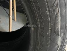 215-65 R17