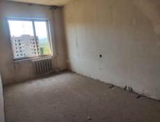 Продается 5ти комнатная квартира на Новом районе, в Сухуме, 