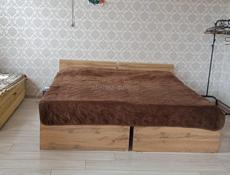 Сдам отдыхающим,  в пяти минутах от берега весь этаж под ключь , на большую  семью.  Можно писать , звонить и сюда.±79407299190 .   