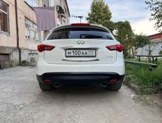 Infiniti FX