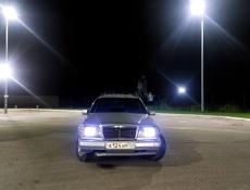 Mercedes-Benz 124