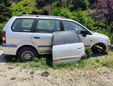 Mitsubishi Space Wagon
