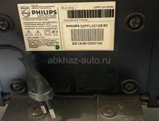 Телевизор PHILIPS 81 см