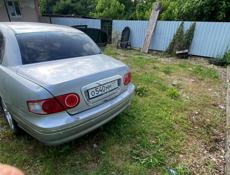 Kia Opirus