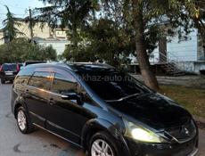 Mitsubishi Grandis