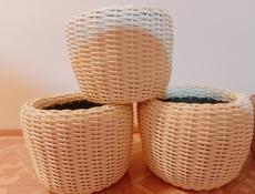 Кашпо из ротанга 