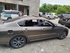 Nissan fuga