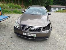 Nissan fuga
