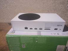 Продам Xbox Series S