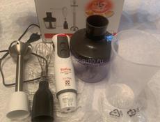 Блендер погружной Tefal  в своей коробке с инструкцией 