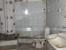 Продается  600 м от моря коммерч.помещение  около 200 кв.м на 1-ом этаже, Сухум,