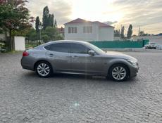 Infiniti M35