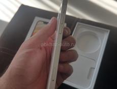 Продаю Айфон 12 64gb 