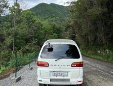Mitsubishi L 400