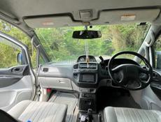 Mitsubishi L 400