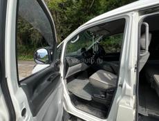 Mitsubishi L 400