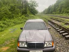 Mercedes-Benz 126