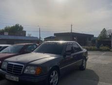 Mercedes-Benz 126