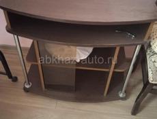 Продаётся комод 800 р Сумка новая 700 р  Стаканы 9 шт 400 р  Звонить или писать на ватсап 7752026