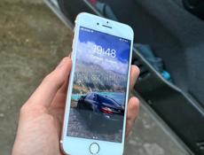 Продаю IPhone 7 память 128 акб 66 