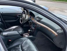 Mercedes-Benz S-Класс