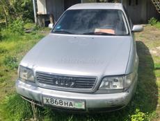 Audi 100