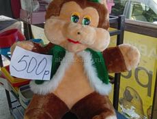Продаётся игрушка цена 500 р 