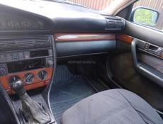 Audi 100