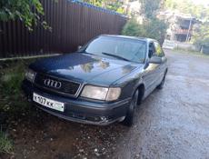 Audi 100