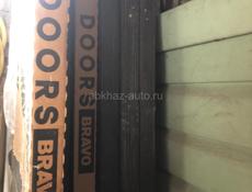 Продаю двер 6 шт