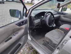 Mitsubishi Space Wagon