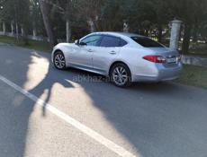 Nissan fuga