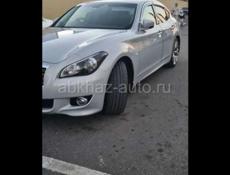 Nissan fuga