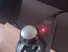 Продам срочно руль и икс бокс вместе за 25т