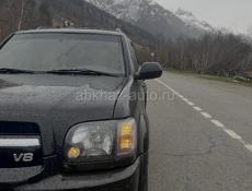 Toyota Sequoia