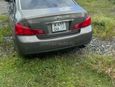 Nissan fuga