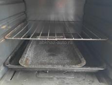 Продаю 4 конф газовую плиту