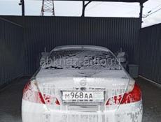 Nissan fuga