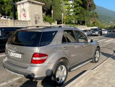 Mercedes-Benz ML
