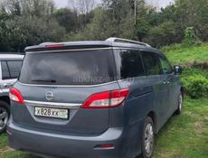 Nissan Quest