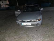 Mitsubishi Galant