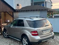 Mercedes-Benz ML